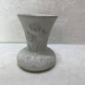 VTG Van Briggle Signed White Cream Ceramic Vase Embossed Tulip  *READ
